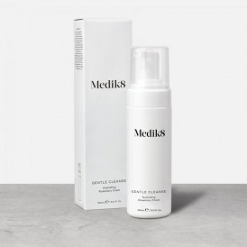 Medik8 GENTLE CLEANSE łagodna pianka oczyszczająca dla skóry wrażliwej 150ml